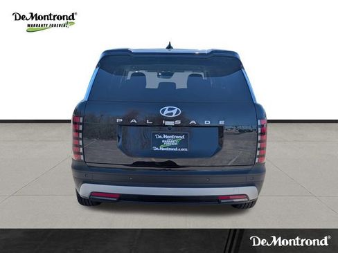 New 2026 Hyundai Palisade SE image 6