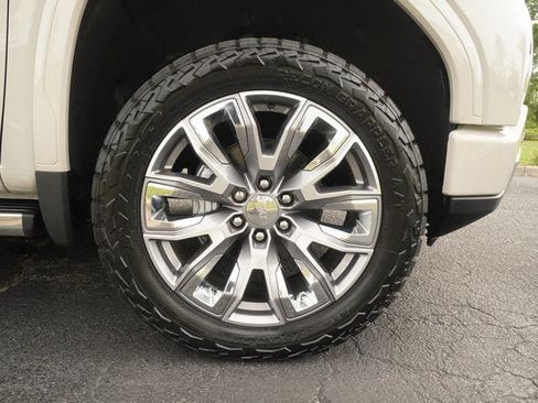 New 2026 GMC Sierra 1500 Denali w/ Denali Reserve Package AWD/4WD image 42