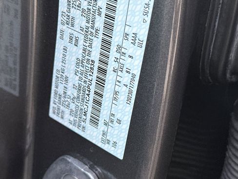 Used 2023 Lincoln Corsair FWD w/ Equipment Group 101A image 32