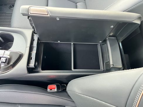 New 2025 Toyota Crown Signia image 26