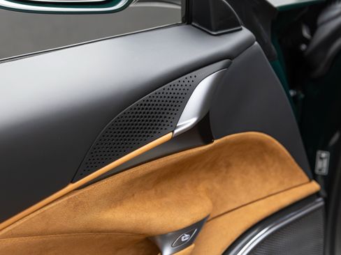 Used 2025 Ferrari Roma Spider RWD image 15