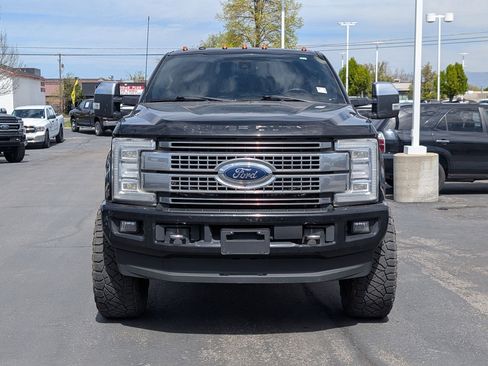 Used 2017 Ford F350 Platinum w/ Platinum Ultimate Package AWD/4WD image 11