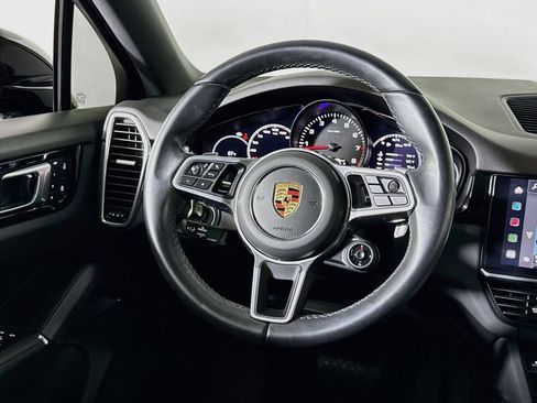 Certified 2023 Porsche Cayenne Platinum Edition AWD/4WD image 21
