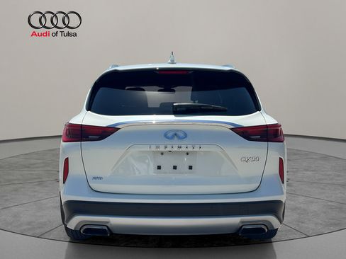 Used 2019 INFINITI QX50 Essential w/ Sensory Package AWD/4WD image 6