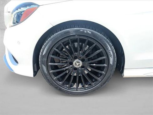 Used 2014 Mercedes-Benz E 350 Sedan image 25