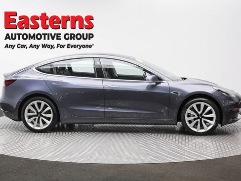 Used 2018 Tesla Model 3 Long Range image 4