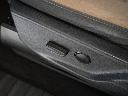 Used 2023 Ford F150 XLT image 15