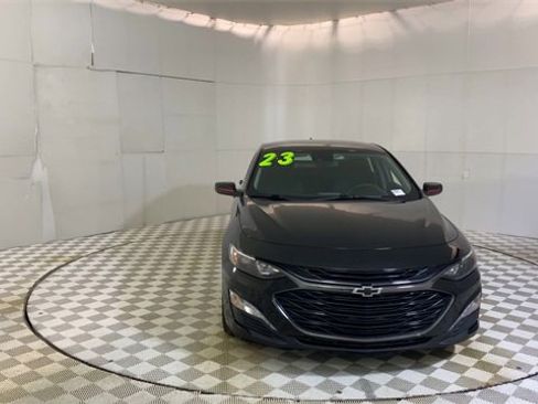 Used 2023 Chevrolet Malibu LT w/ Redline Edition image 3