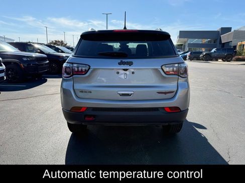 Certified 2022 Jeep Compass Trailhawk w/ Trailhawk Convenience Group AWD/4WD image 5