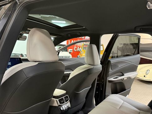 Used 2026 Lexus RX 350 Premium w/ Convenience Package image 35