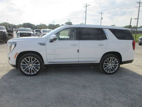 New 2026 GMC Yukon Denali w/ Denali Reserve Package AWD/4WD image 7