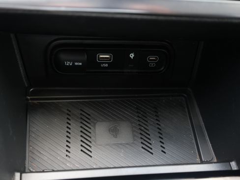 Used 2024 Kia Sportage EX FWD image 10