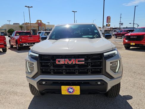 New 2026 GMC Canyon Elevation w/ Convenience Package RWD image 8
