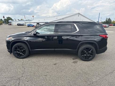 Used 2020 Chevrolet Traverse LT FWD image 24