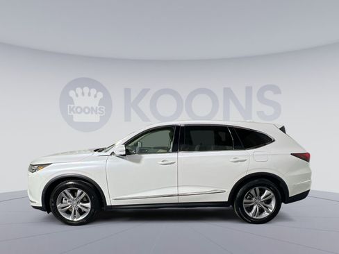 Used 2023 Acura MDX SH-AWD image 2