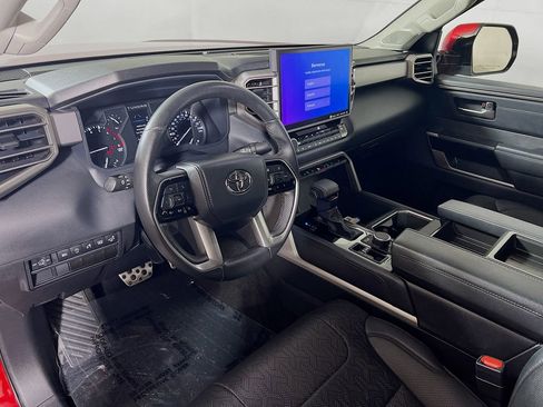 Used 2022 Toyota Tundra Limited w/ TRD Off-Road Package AWD/4WD image 10