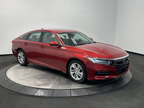 Used 2019 Honda Accord LX image 2