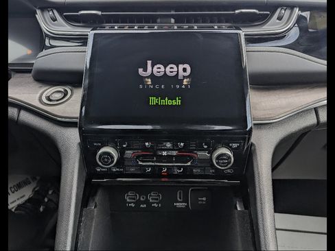 Used 2023 Jeep Grand Cherokee L Overland w/ Rear Seat Video Group I AWD/4WD image 33