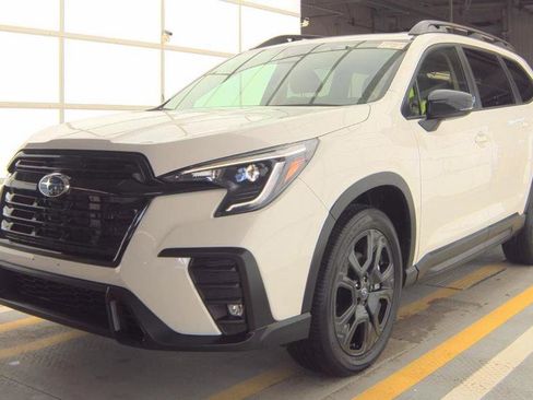 Used 2025 Subaru Ascent Onyx Edition AWD/4WD image 5