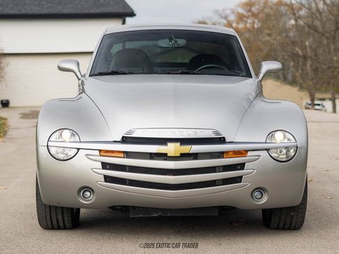 Used 2005 Chevrolet SSR w/ Preferred Equipment Group image 15