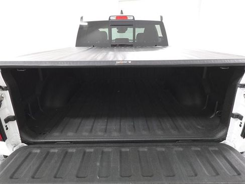 Used 2023 RAM 1500 Laramie AWD/4WD image 29