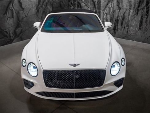 Used 2022 Bentley Continental GT image 14