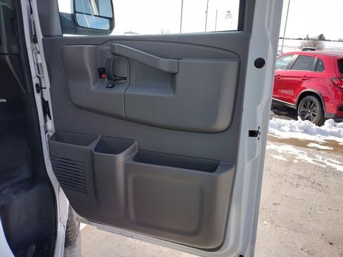 Used 2020 GMC Savana 2500 Work Van image 15