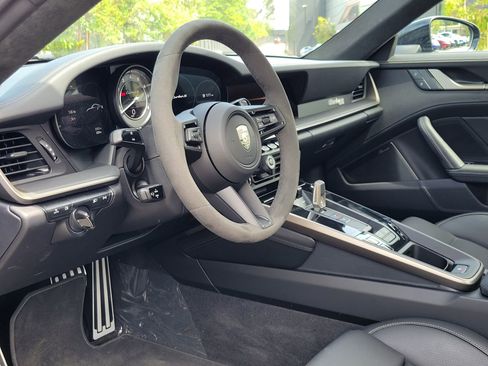 Used 2025 Porsche 911 Turbo S image 4
