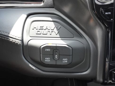 New 2026 RAM 3500 Limited AWD/4WD image 28