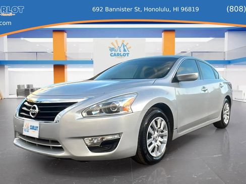 Used 2013 Nissan Altima 2.5 S FWD image 2