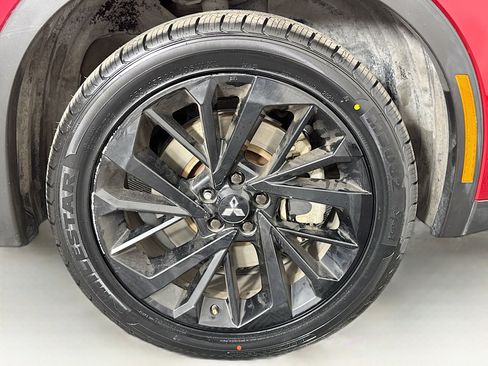 Used 2022 Mitsubishi Outlander SE image 30