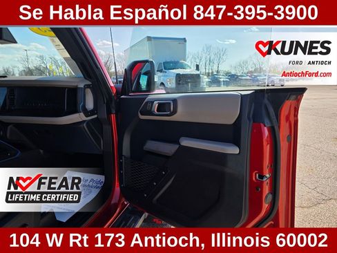 Used 2023 Ford Bronco Wildtrak image 36