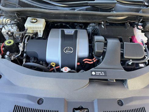 Used 2018 Lexus RX 450hL Luxury image 35