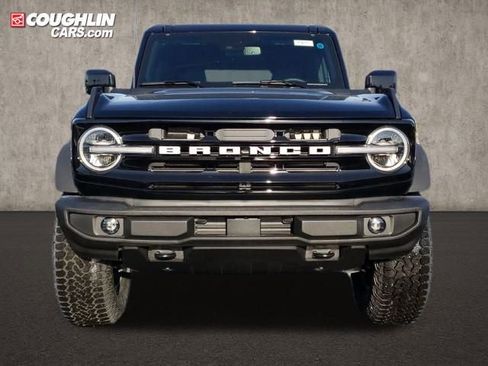 New 2025 Ford Bronco Outer Banks w/ Sasquatch Package image 2