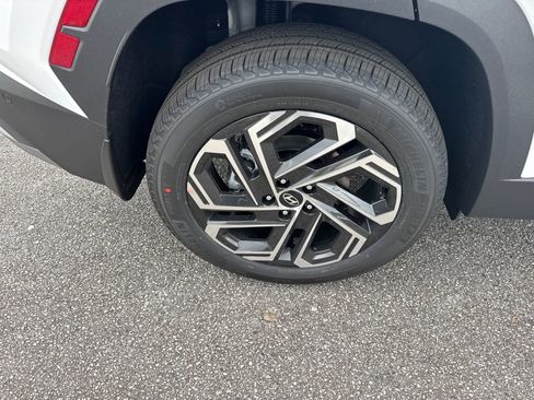 New 2026 Hyundai Tucson Limited image 18