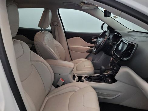 Used 2019 Jeep Cherokee Limited AWD/4WD image 21