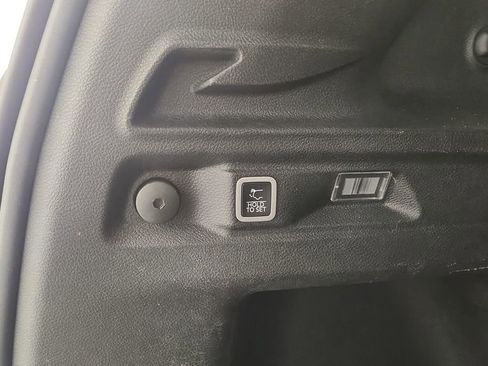 Used 2021 Jeep Grand Cherokee L Limited image 23