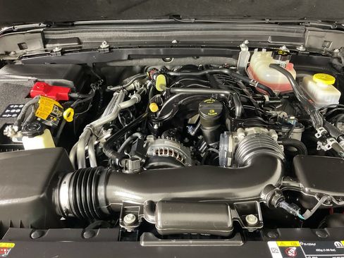 Used 2022 Jeep Wrangler Unlimited Sport AWD/4WD image 25