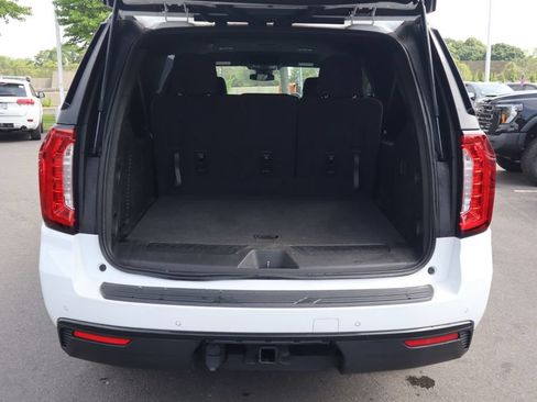 Used 2023 GMC Yukon XL SLE AWD/4WD image 33