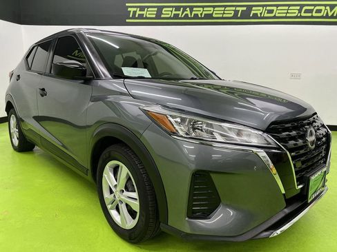Used 2023 Nissan Kicks S FWD image 2