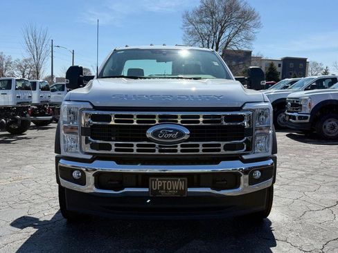 New 2026 Ford F550 2WD Regular Cab Super Duty image 9