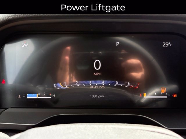 Used 2022 Jeep Grand Cherokee L Laredo w/ Luxury Tech Group I RWD image 15