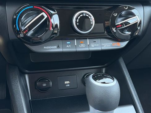 Certified 2023 Hyundai Kona SEL AWD/4WD image 23