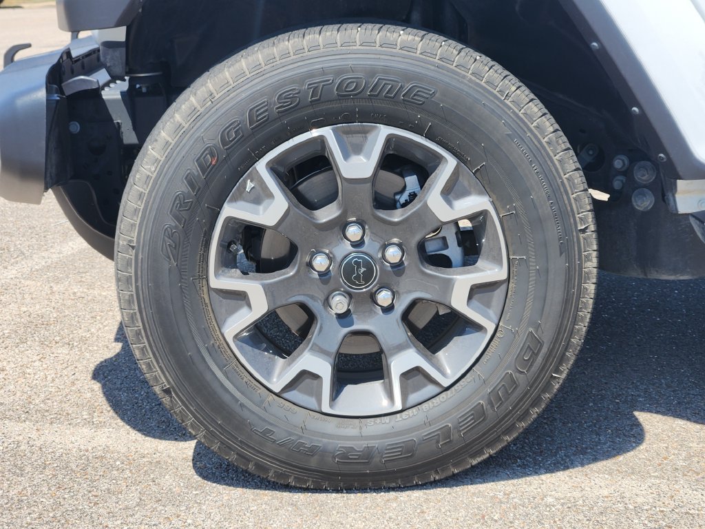 Used 2026 Jeep Gladiator Sport AWD/4WD image 7