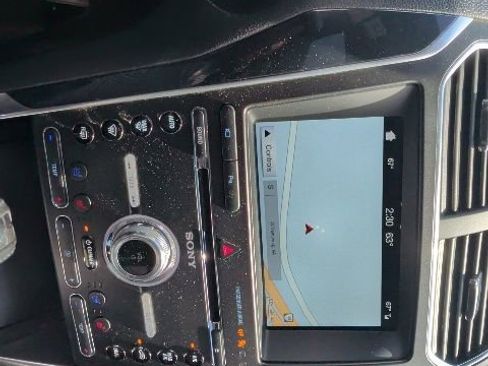 Used 2018 Ford Explorer Sport w/ Equipment Group 401A AWD/4WD image 2