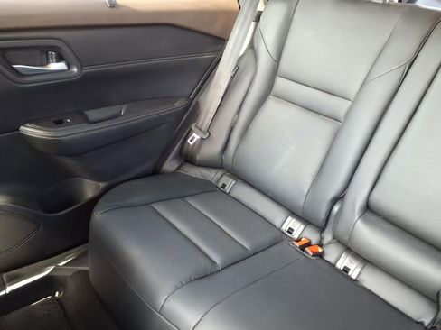 Used 2023 Nissan Rogue SV w/ SV Premium B Package image 16