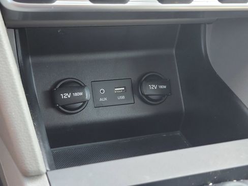 Used 2020 Hyundai Elantra Value Edition image 28