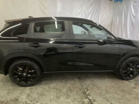 Used 2023 Honda HR-V Sport image 9