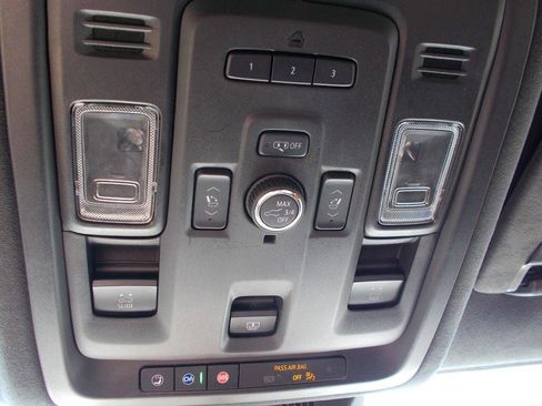 Used 2021 Cadillac Escalade Premium Luxury Platinum image 27