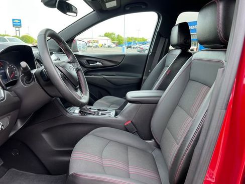 Used 2023 Chevrolet Equinox RS AWD/4WD image 4
